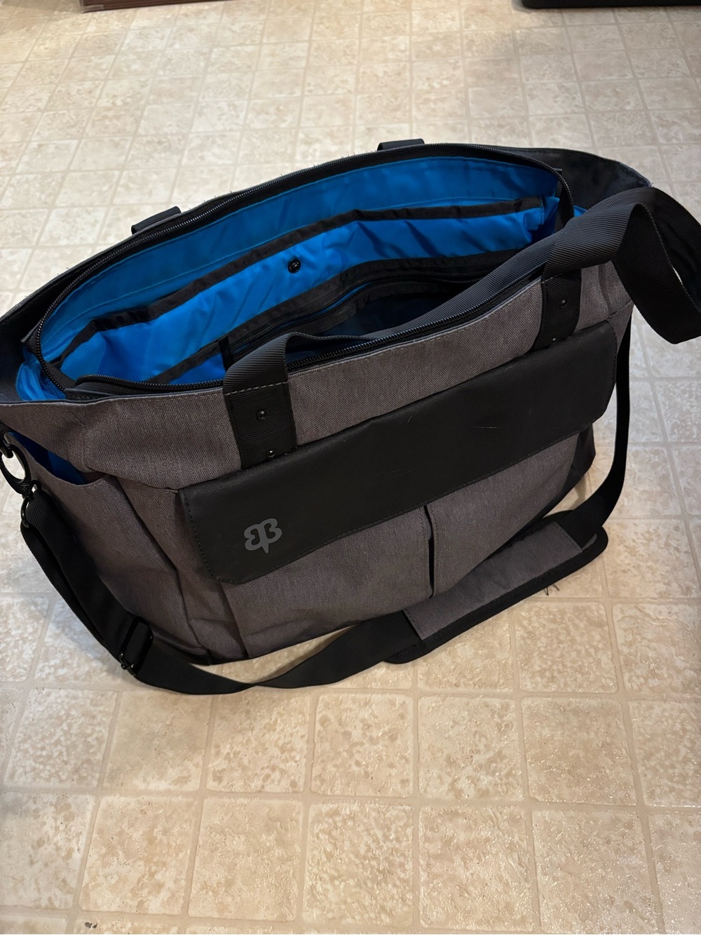 Betabrand Commuter Laptop Gray Black Messenger Bag with Blue Interior